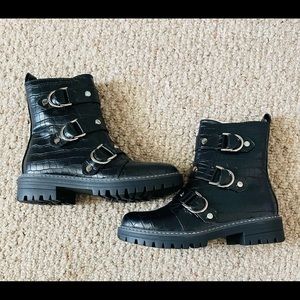 Black boots size 6, So brand, new in box never worn.